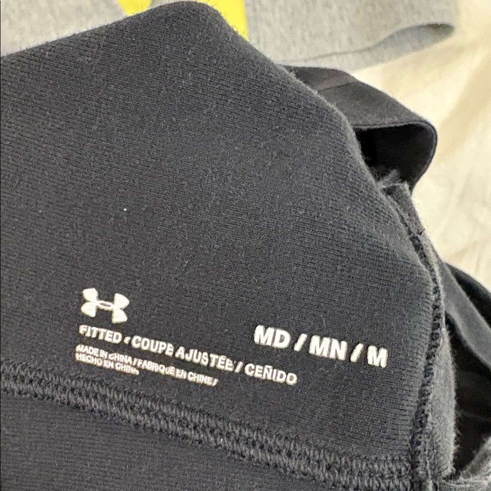 BUNDLE Under Armour Gray and Black Sports Bra - Picture 4 of 8